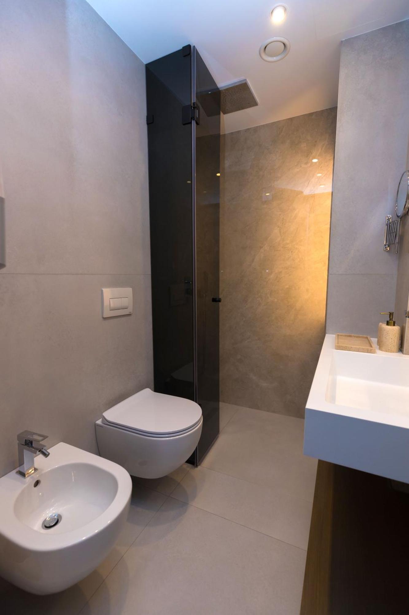 Hotell Diora's And